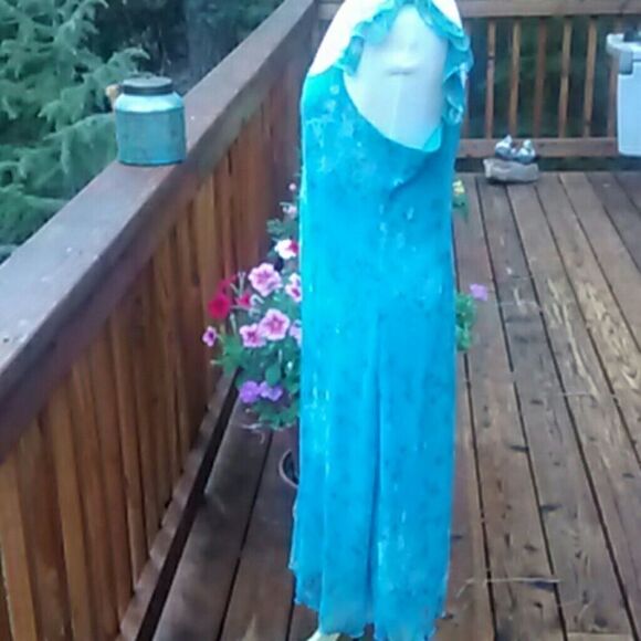 Megan Matthews Dress  - Picture 3 of 8